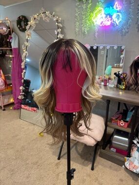 CSC - Chelsea Smith Wig